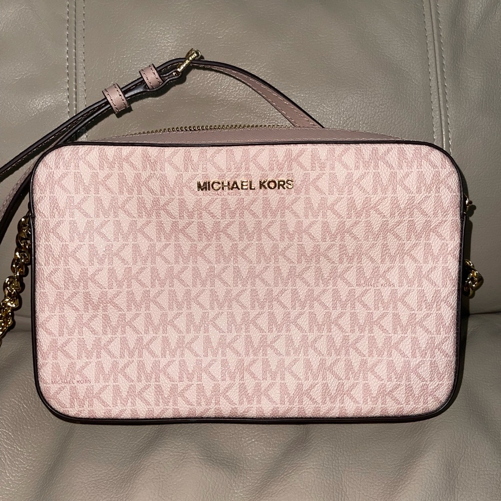 Michael Kors Pink Logo Jet Set Crossbody